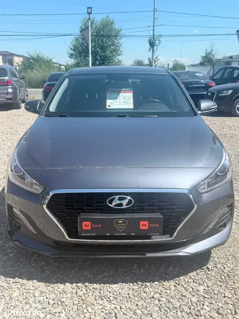 HYUNDAI I30