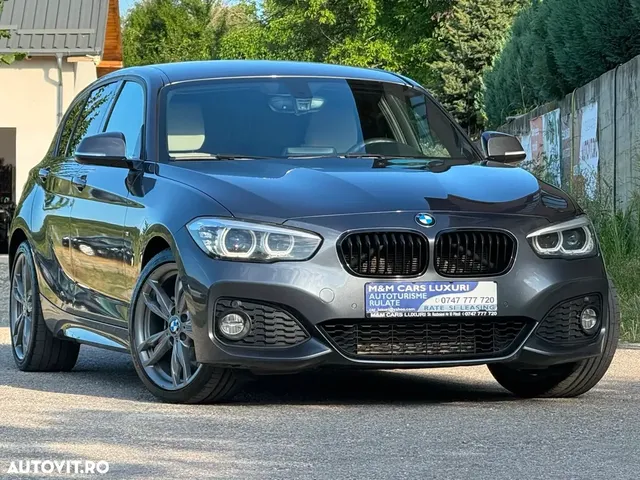 BMW 1 SERIES