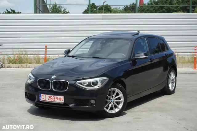 BMW 1 SERIES