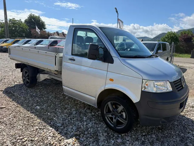 VOLKSWAGEN TRANSPORTER