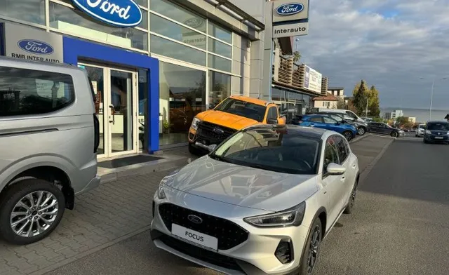 FORD FOCUS