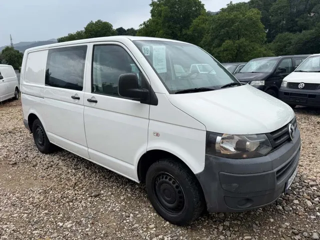 VOLKSWAGEN TRANSPORTER