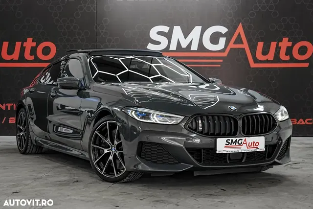 BMW 8 SERIES
