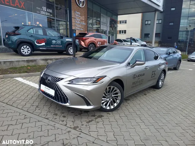 LEXUS ES