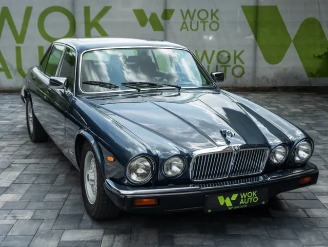 JAGUAR XJ12