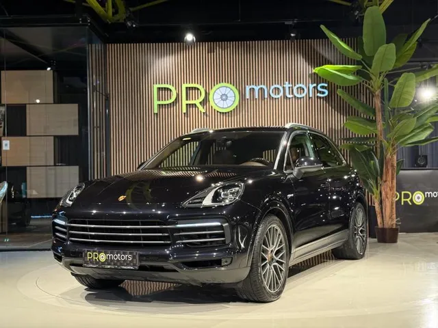 PORSCHE CAYENNE