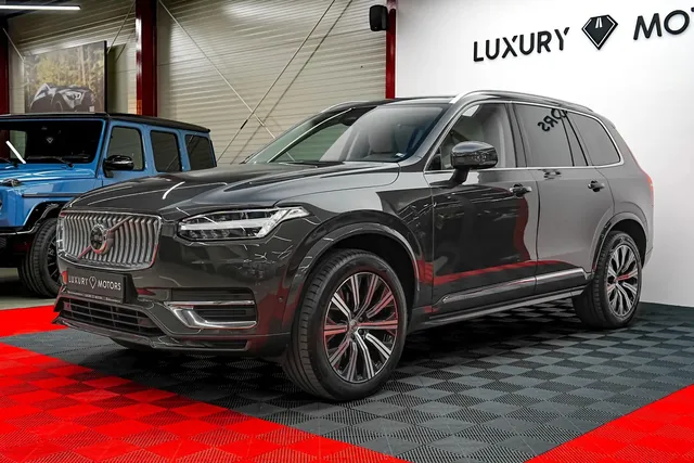 VOLVO XC90