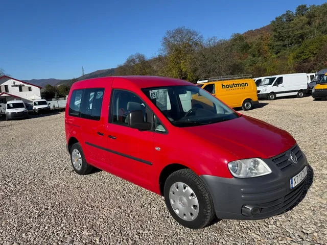 VOLKSWAGEN CADDY
