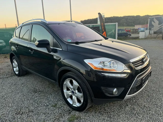 FORD KUGA