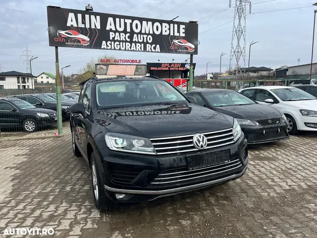 VOLKSWAGEN TOUAREG