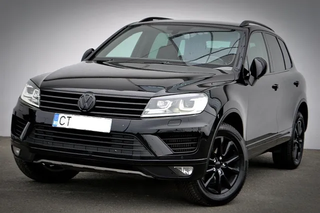 VOLKSWAGEN TOUAREG