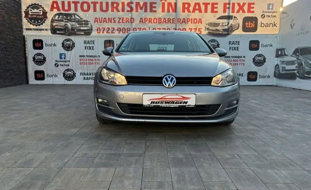 VOLKSWAGEN GOLF