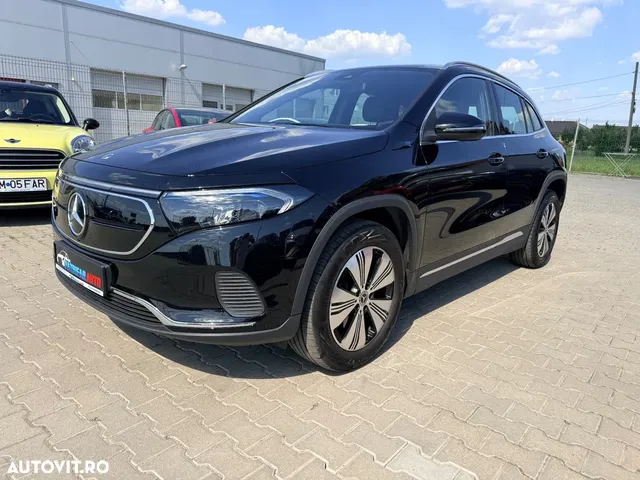 MERCEDES-BENZ EQA