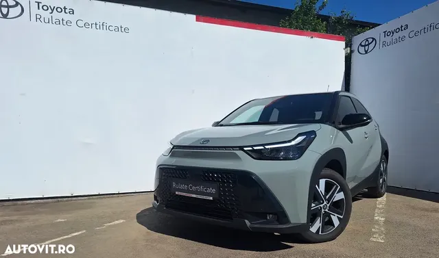 TOYOTA AYGO X
