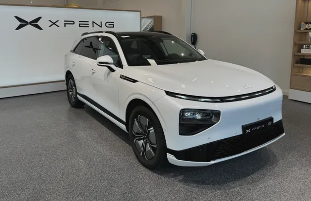 XPENG G9
