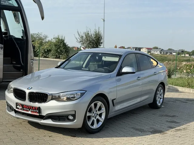 BMW 3 SERIES