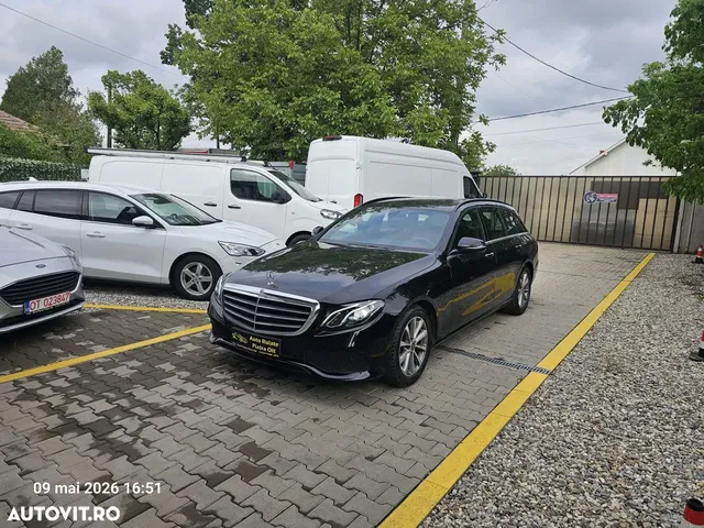 MERCEDES-BENZ E CLASS