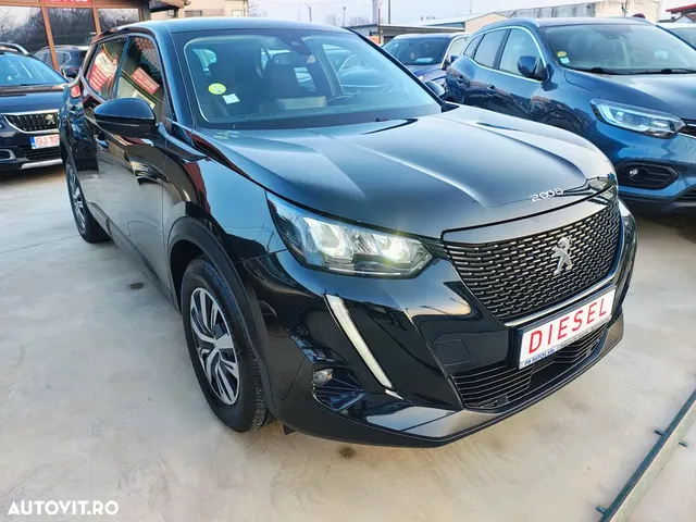 PEUGEOT 2008