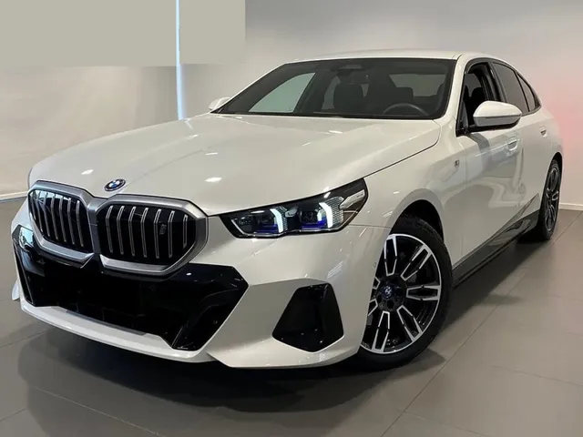 BMW I5