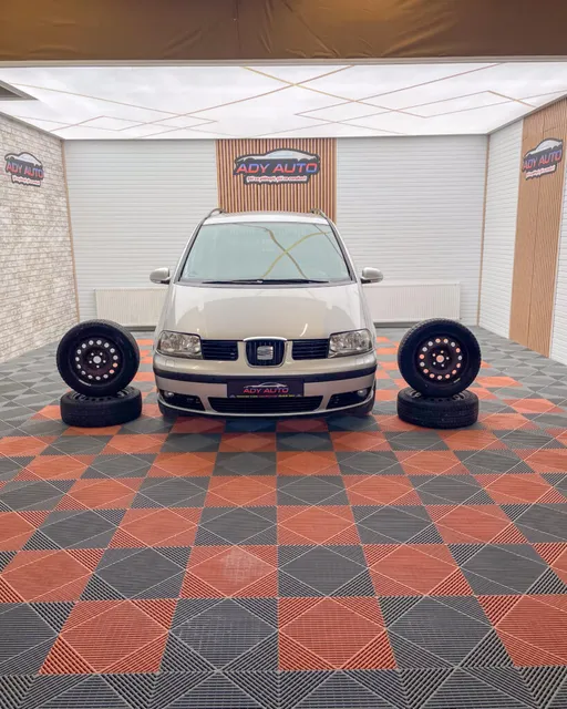 SEAT ALHAMBRA