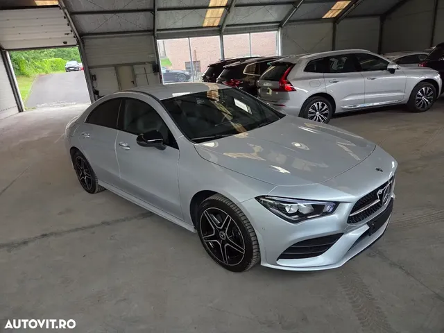 MERCEDES-BENZ CLA