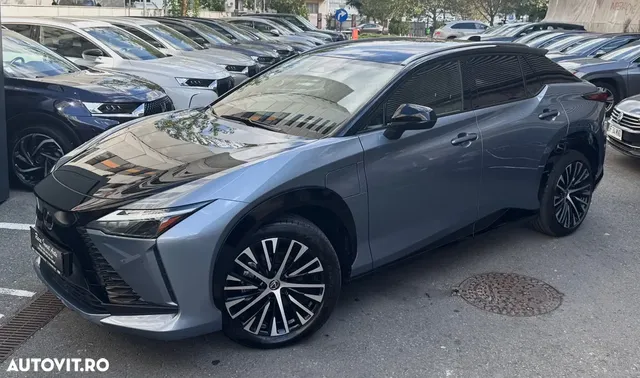 LEXUS RZ