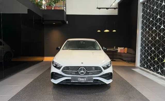 MERCEDES-BENZ A CLASS