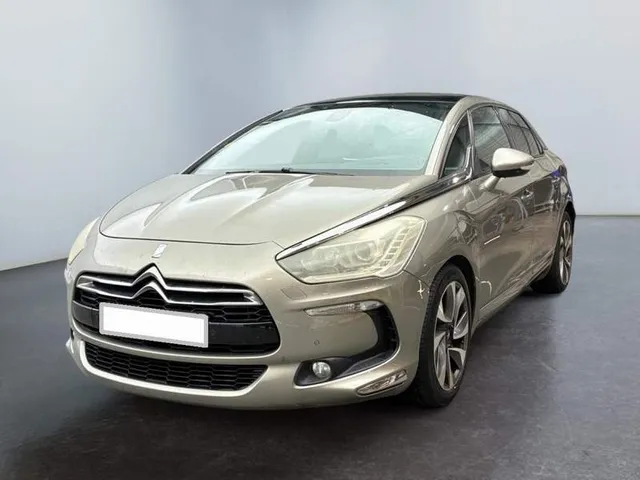 DS AUTOMOBILES DS 5
