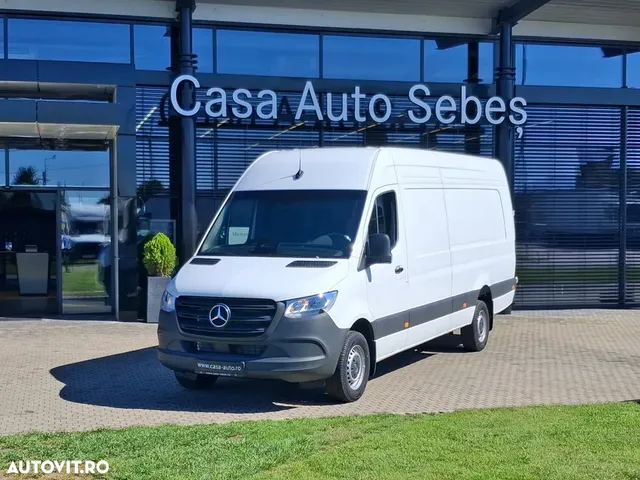 MERCEDES-BENZ SPRINTER