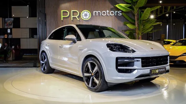 PORSCHE CAYENNE COUPE