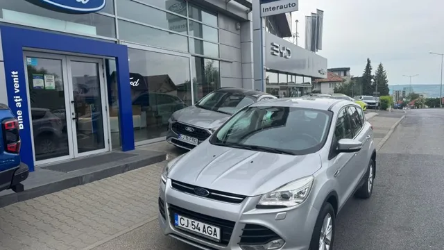 FORD KUGA