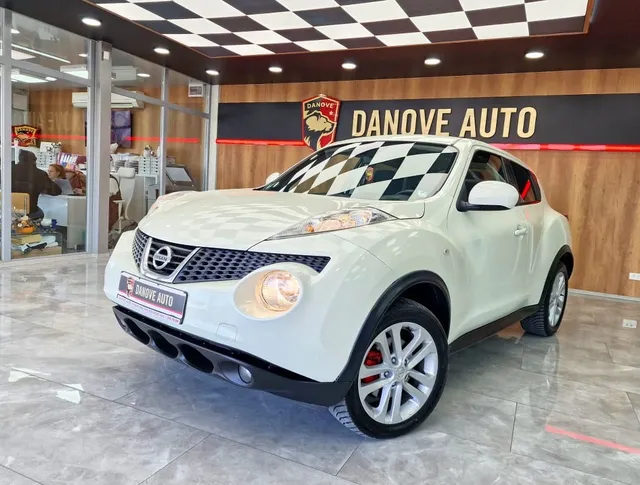 NISSAN JUKE
