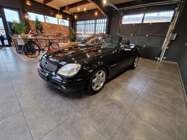 MERCEDES-BENZ SLK