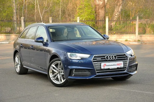 AUDI A4