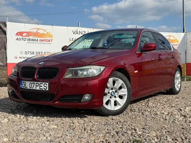 BMW 3 SERIES
