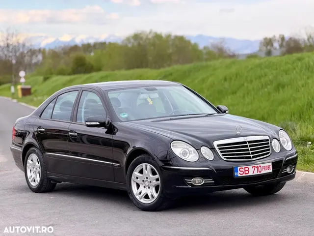 MERCEDES-BENZ E CLASS