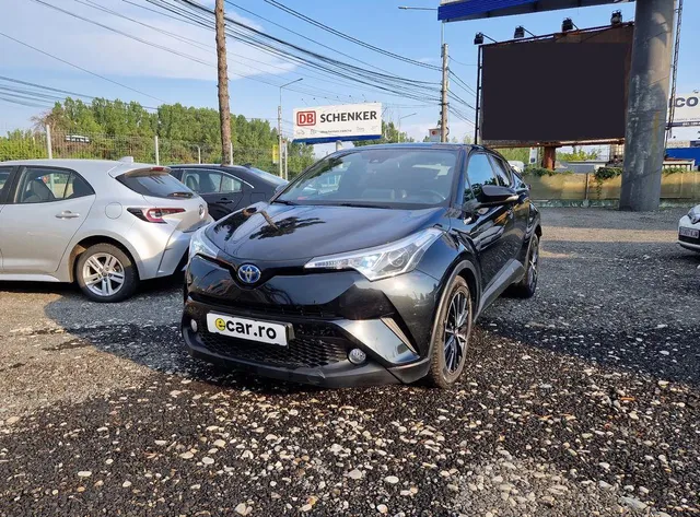 TOYOTA C-HR