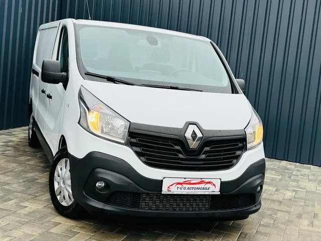 RENAULT TRAFIC