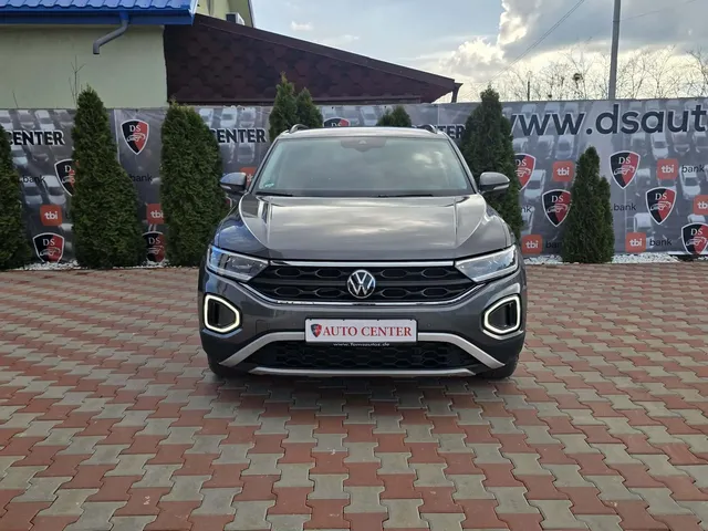 VOLKSWAGEN T-ROC