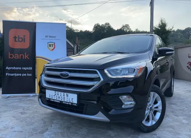 FORD KUGA