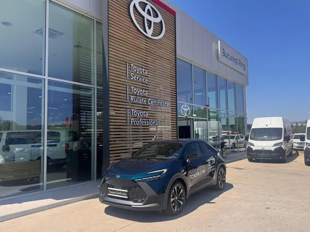 TOYOTA C-HR
