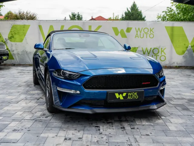 FORD MUSTANG GT