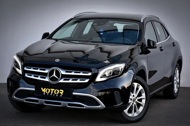 MERCEDES-BENZ GLA
