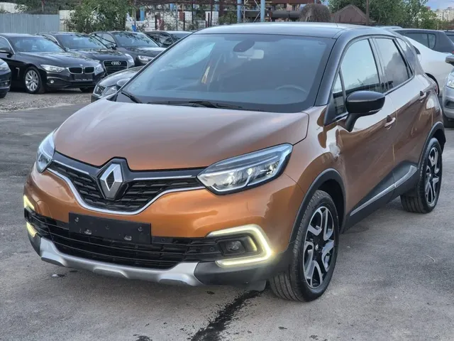 RENAULT CAPTUR