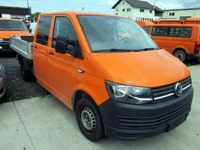 VOLKSWAGEN TRANSPORTER