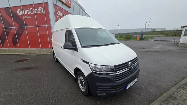 VOLKSWAGEN TRANSPORTER