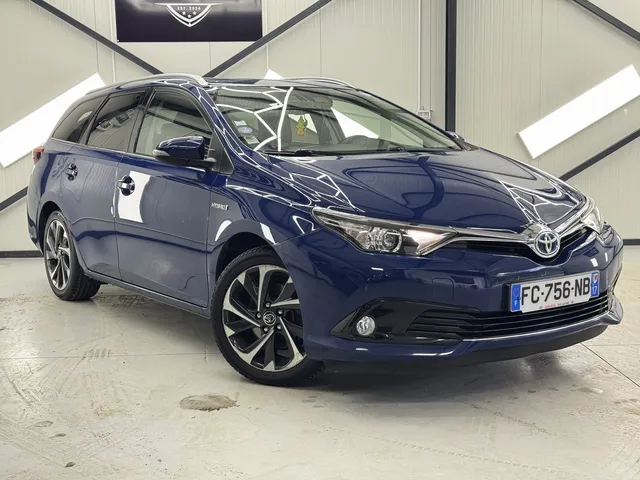 TOYOTA AURIS TOURING
