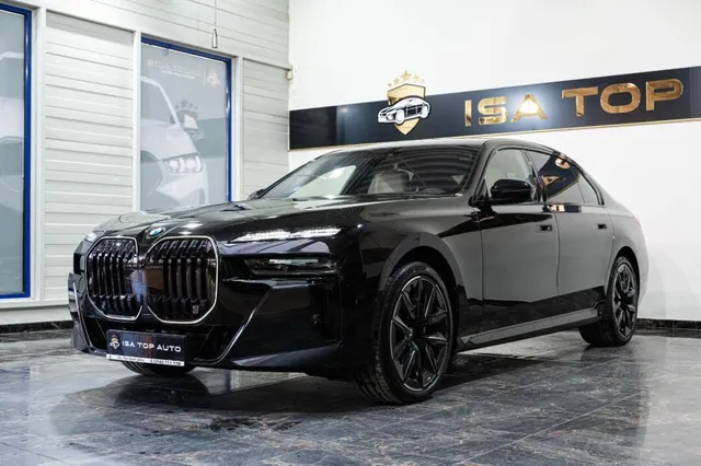 BMW 7 SERIES