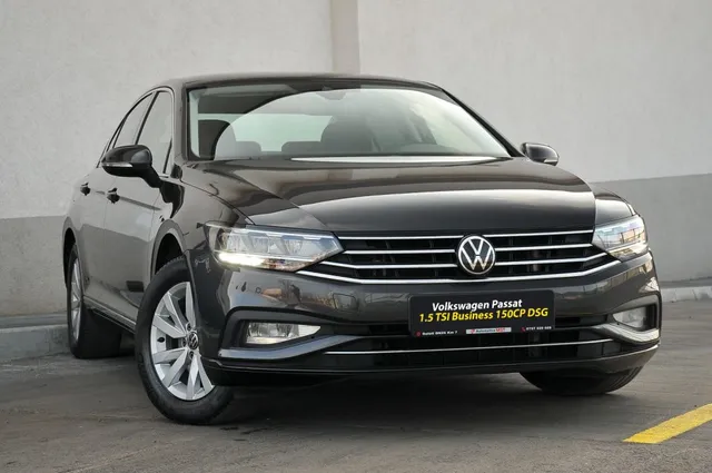 VOLKSWAGEN PASSAT