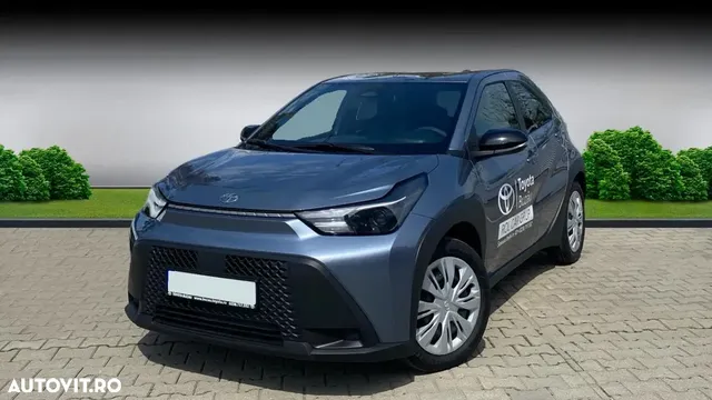 TOYOTA AYGO X